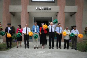 Cutting of the ribbon, L-R : Daniel Jiao (CHUM President), Leni Casimiro (AIIAS Academy Board Chair), Elmer Brofas (AIIAS Physical Plant Director), Jim C Weller (AIIAS Academy Principal) Ginger Ketting-Weller (AIIAS President), Stephen Guptill (Former AIIAS President), Kim, Si Young (Former NSD President) Bienvenido Mergal (SSD Educ. Director), Angusto Dela Paz (Architect).